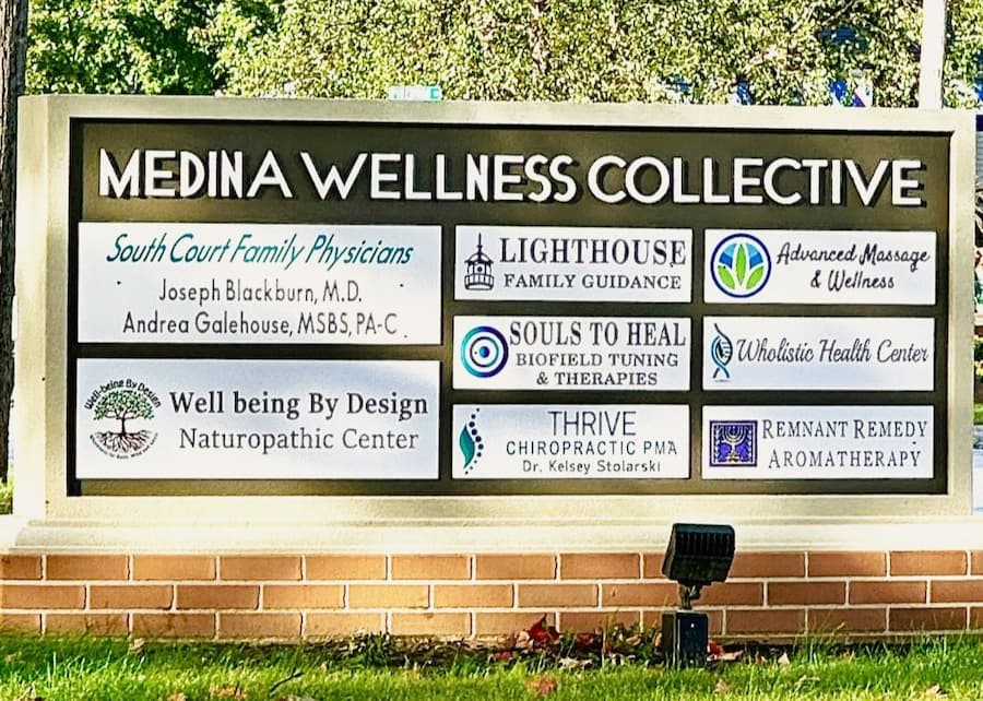 Medina-Wellness-Collective-sign-2024-900px